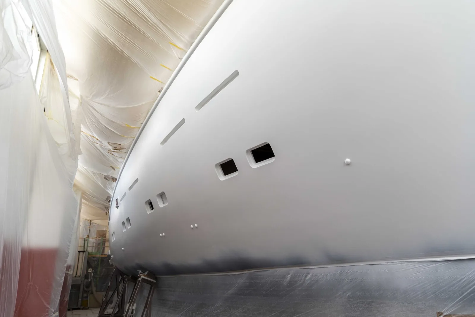 Tecnomarine yacht bow, Navicelli yard